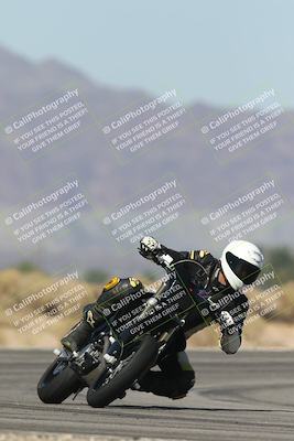 media/Oct-13-2025-Moto Forza (Mon) [[a66d839500]]/4-C Group/Session 3 (Turn 16)/